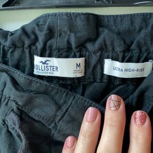 Hollister Ultra High-rise Capri Pants Medium